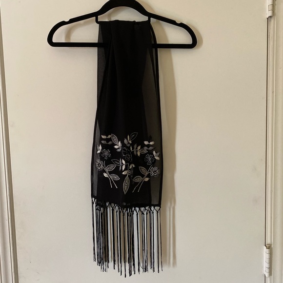 Maggy London Cocktail Dress with Scarf - Picture 4 of 4